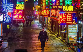中航門楣彩：助力夜市地攤屏！